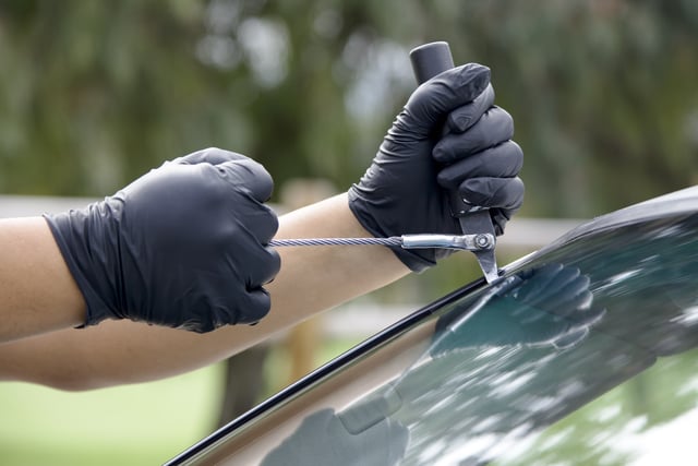 auto glass repair